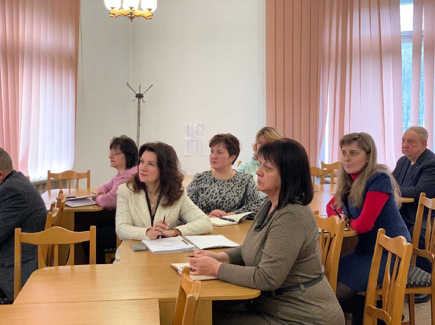 Відбулося громадське слухання про виконання районного бюджету Червоноградського району за 2021 рік