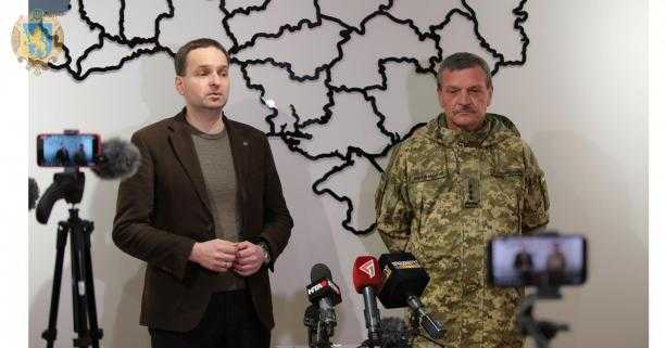 У Львівській області на кордонах біля пуктів обігріву цілодобово працюватимуть бригади медиків