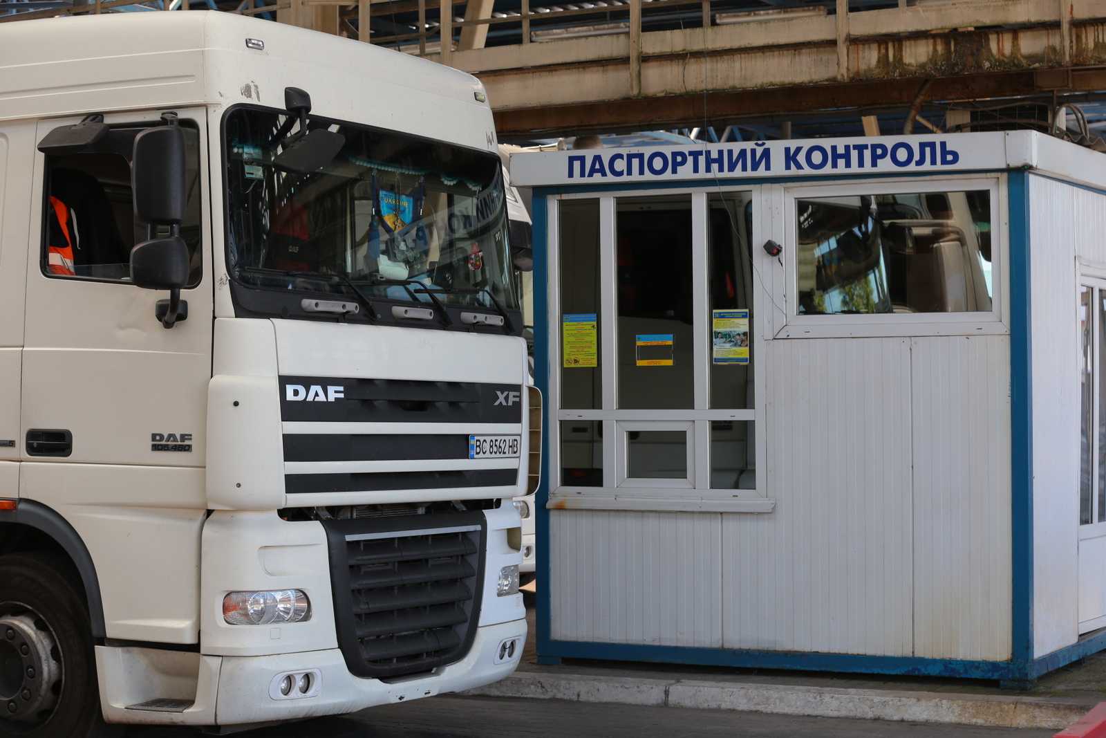 Українські вантажні перевізники мають змогу їхати в Європейський Союз без дозволів