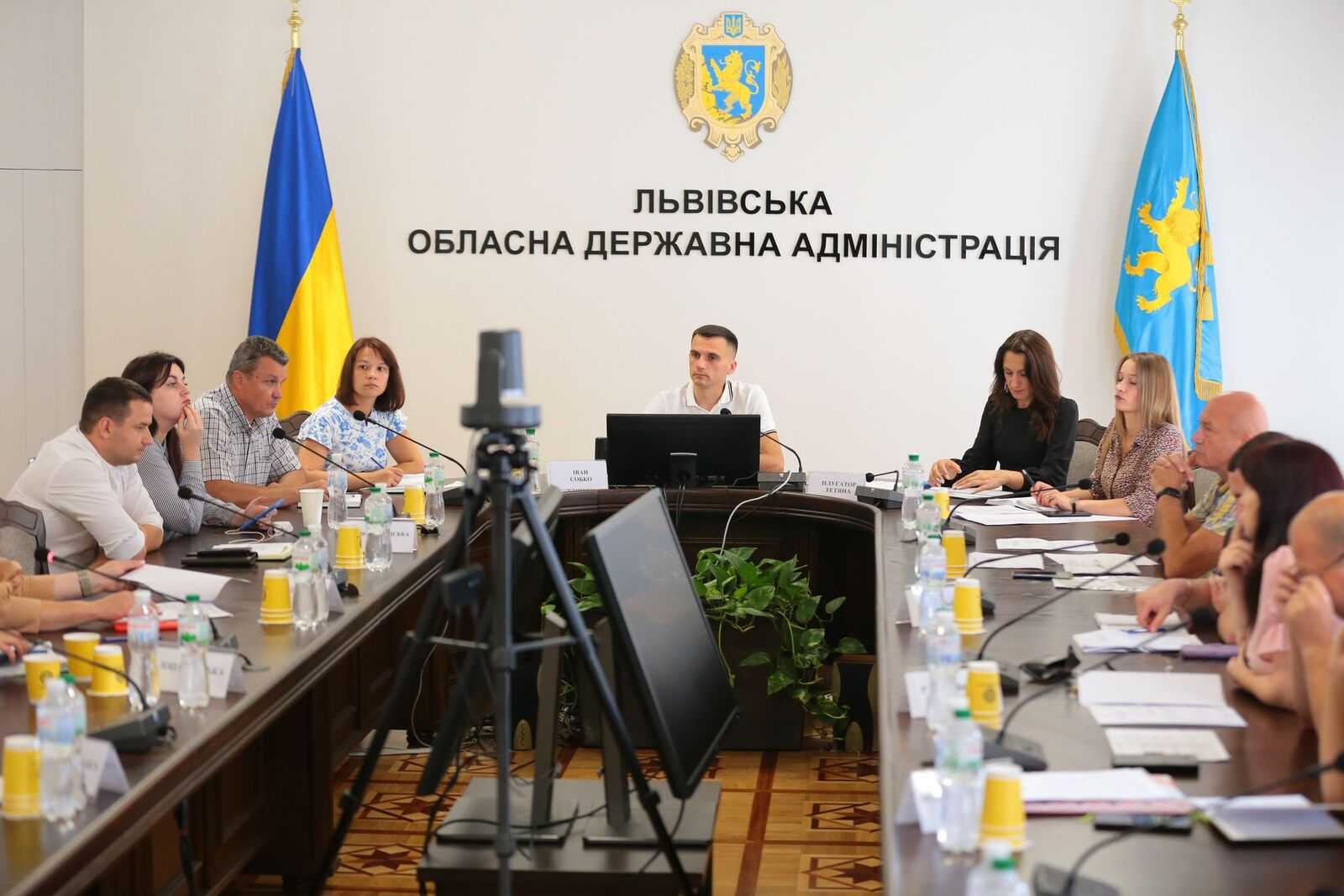 У Львівській ОВА обговорили роботу закладів культури Червоноградщини