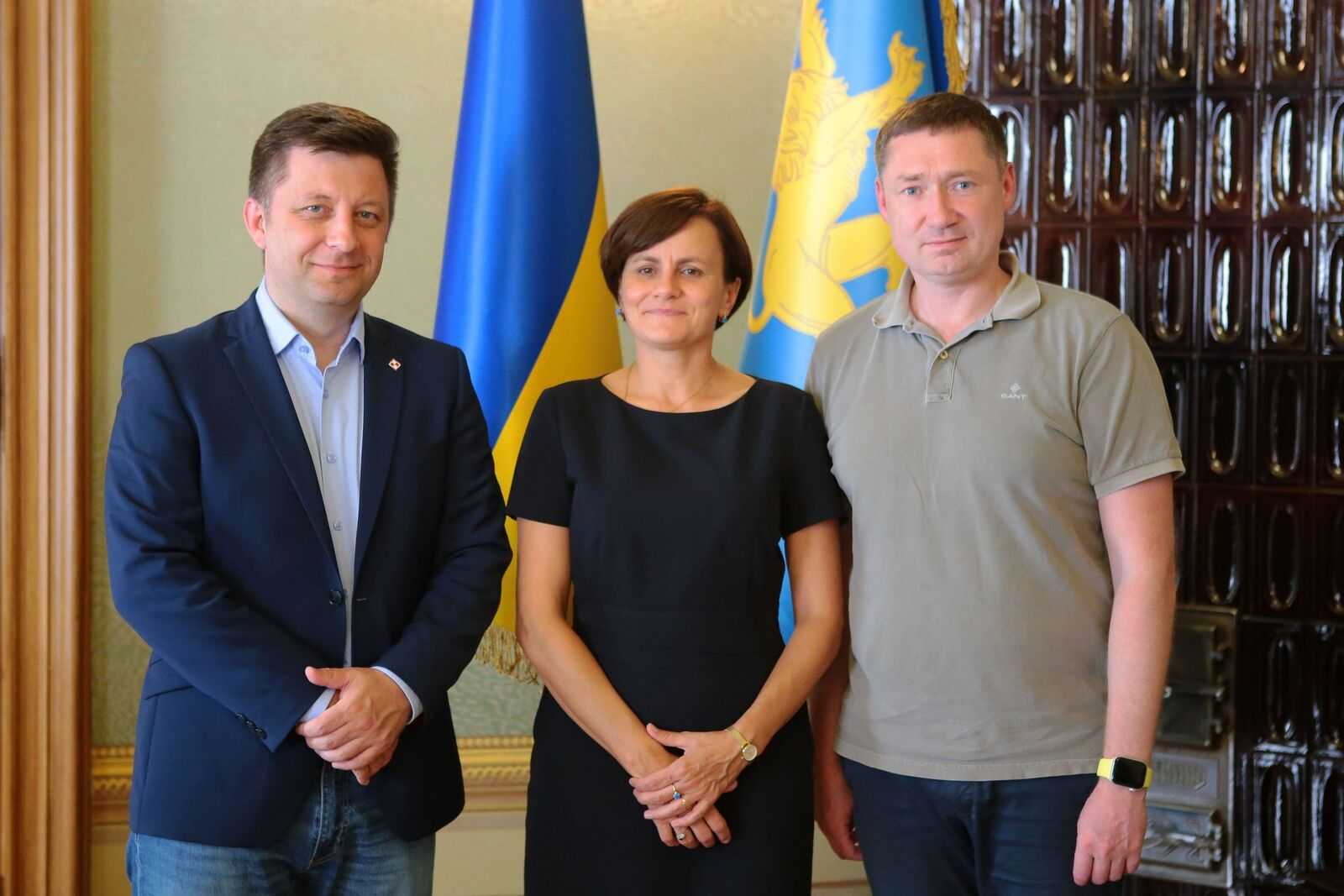 З вересня уряд Польщі продовжуватиме централізовано надавати гуманітарну допомогу переселенцям на Львівщині