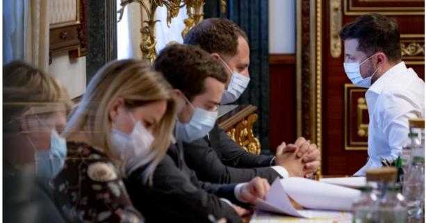 Україна увійшла в «зелену» зону навіть за критеріями ЄС та новий «ковід-сертифікат» - підсумки селекторної наради Президента України