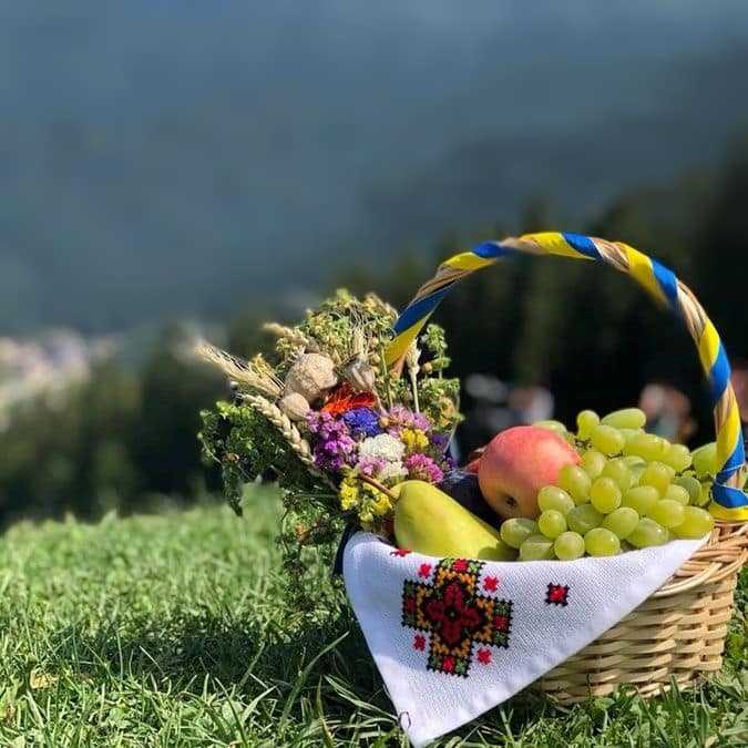 Нехай Преображення Господнє наповнить ваші серця добротою, любов’ю і прожене всі негаразди з нашої землі! - вітання очільника району Андрія Дяченка