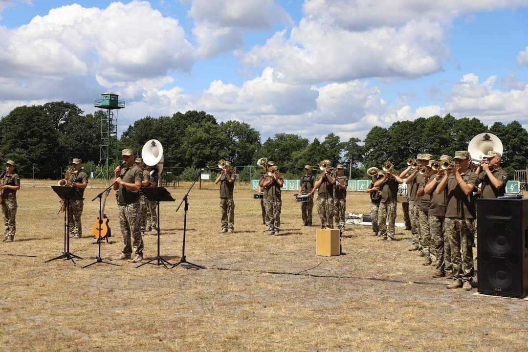 Концерт військового оркестру Кінологічного навчального центру Державної прикордонної служби з Великих Мостів