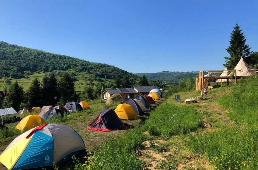 Мала Річка: запрошуємо відвідати перший на Львівщині кемпінг європейського зразка