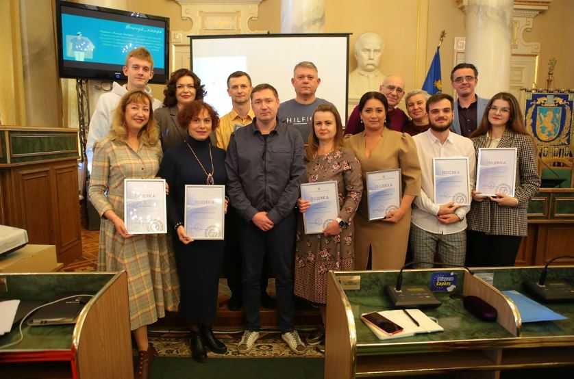 24 жовтня волонтери проєкту «Почуй лікаря» починають проводити курс лекцій у школах