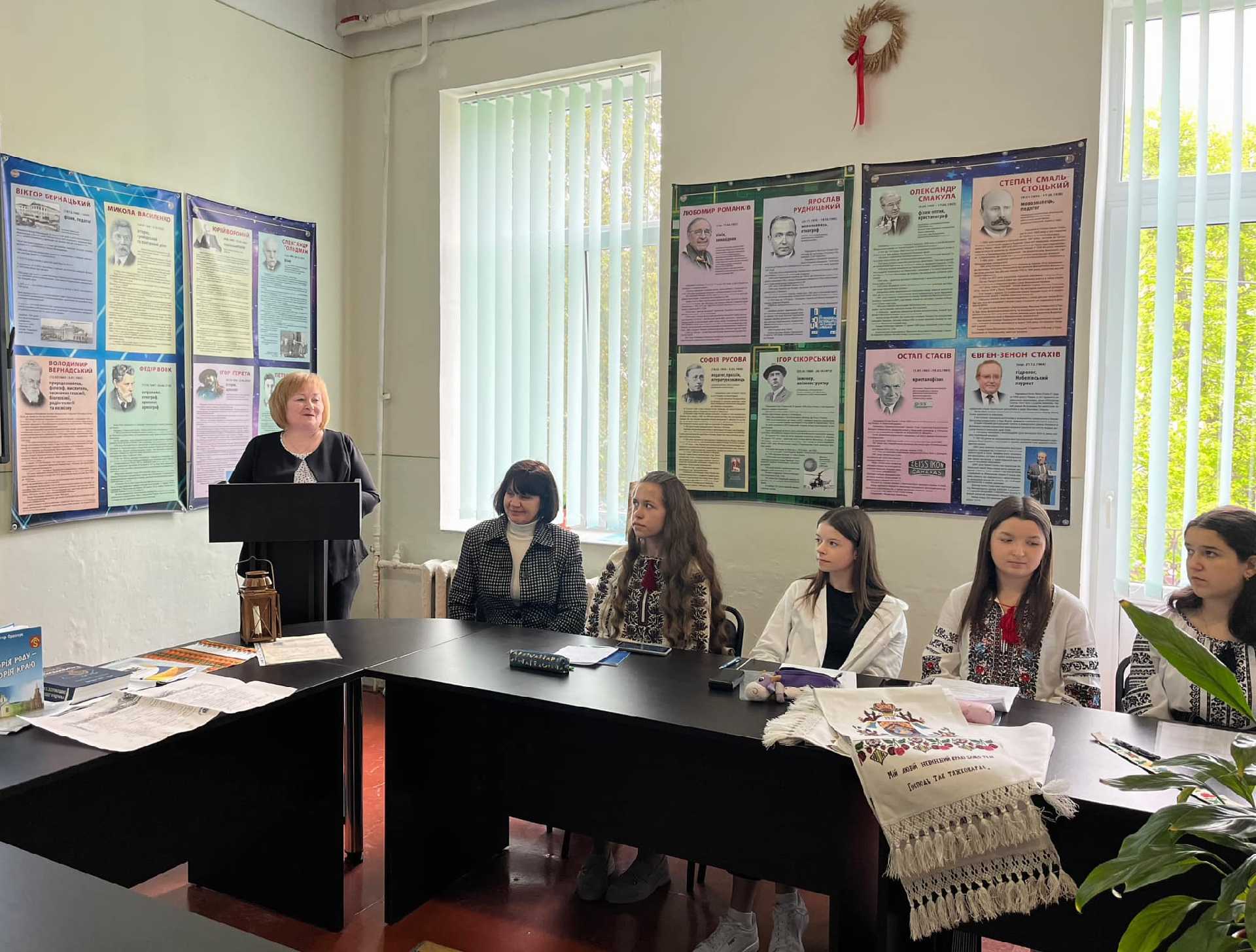 «Мій родовід»: в Сокальській МАН талановиті школярі Сокальщини та Радехівщини представляли наукові дослідження про свої родини та сімейні цінності