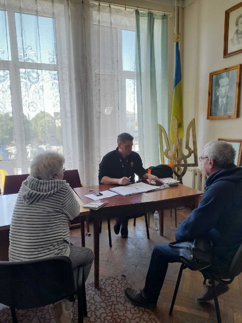 Консультативно-координаційний центр при Червоноградській РВА продовжує свою роботу