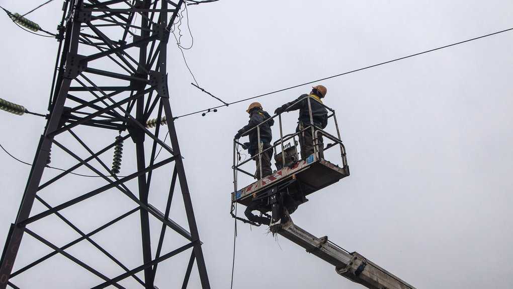 Через ремонтну кампанію жителів Львівщини попереджають про можливі обмеження в електропостачанні