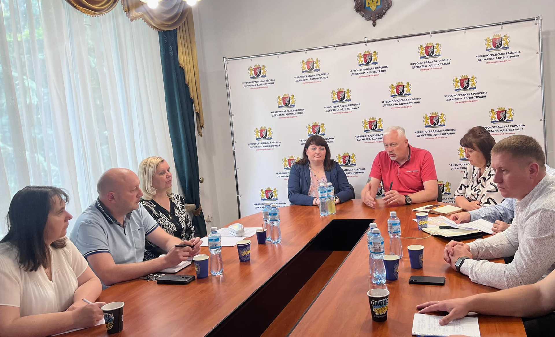 Сьогодні в Червоноградській РВА велась конструктивна бесіда щодо діяльності ЦНАПів у нашому районі.