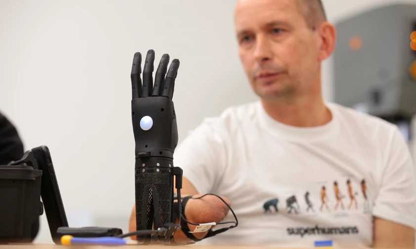 У Superhumans Center завдяки 3D-принтеру виготовлятимуть деталі для протезів