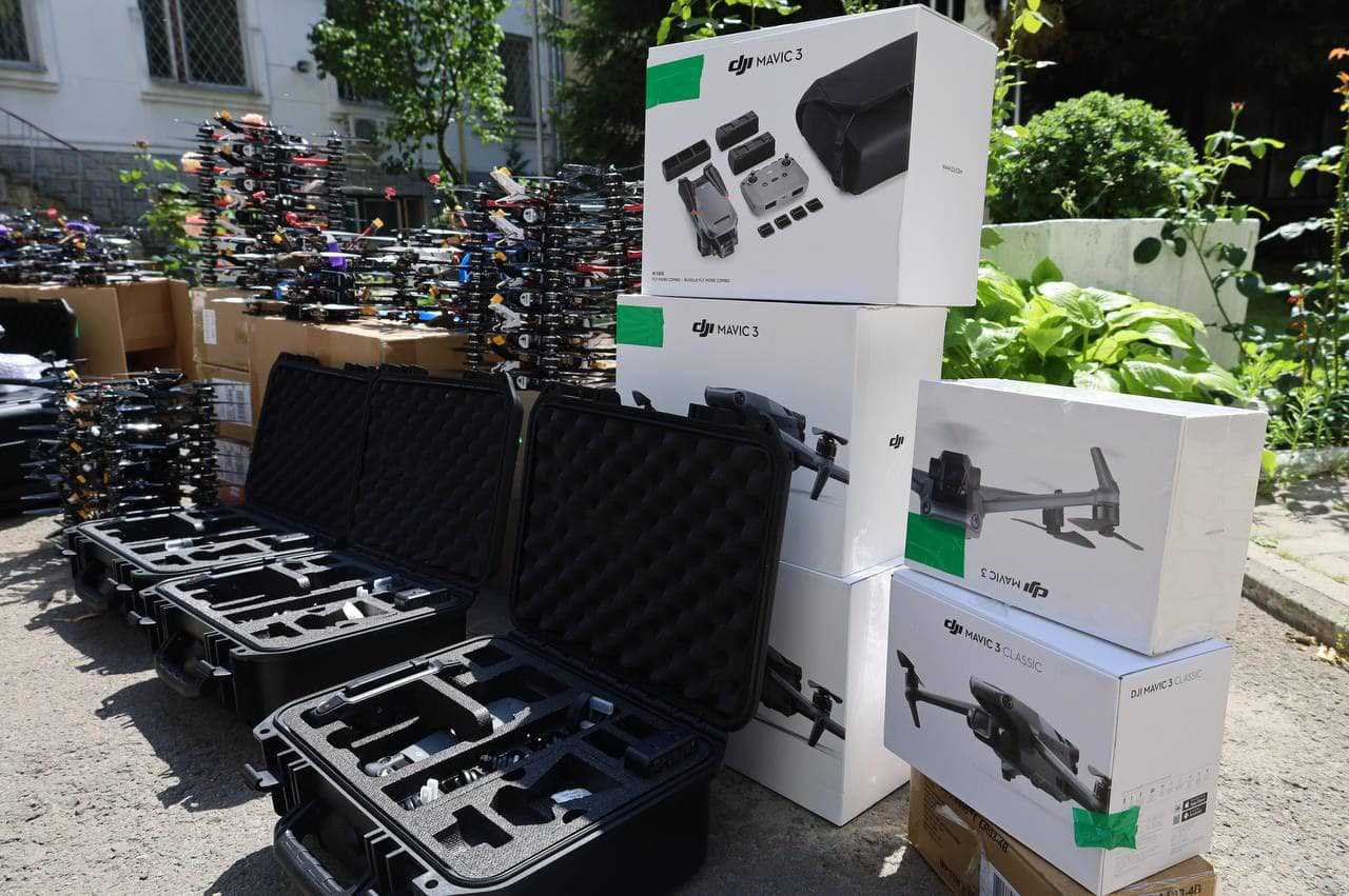 Ще понад сотню дронів відправили для потреб ЗСУ завдяки ініціативі «Пташки Перемоги»