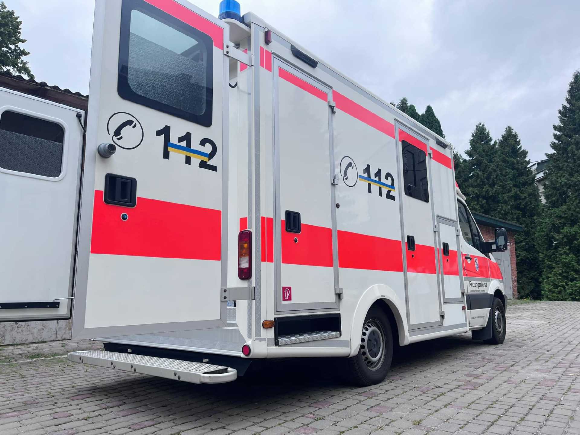 Ще одна «Швидка» попрямувала до наших бійців!