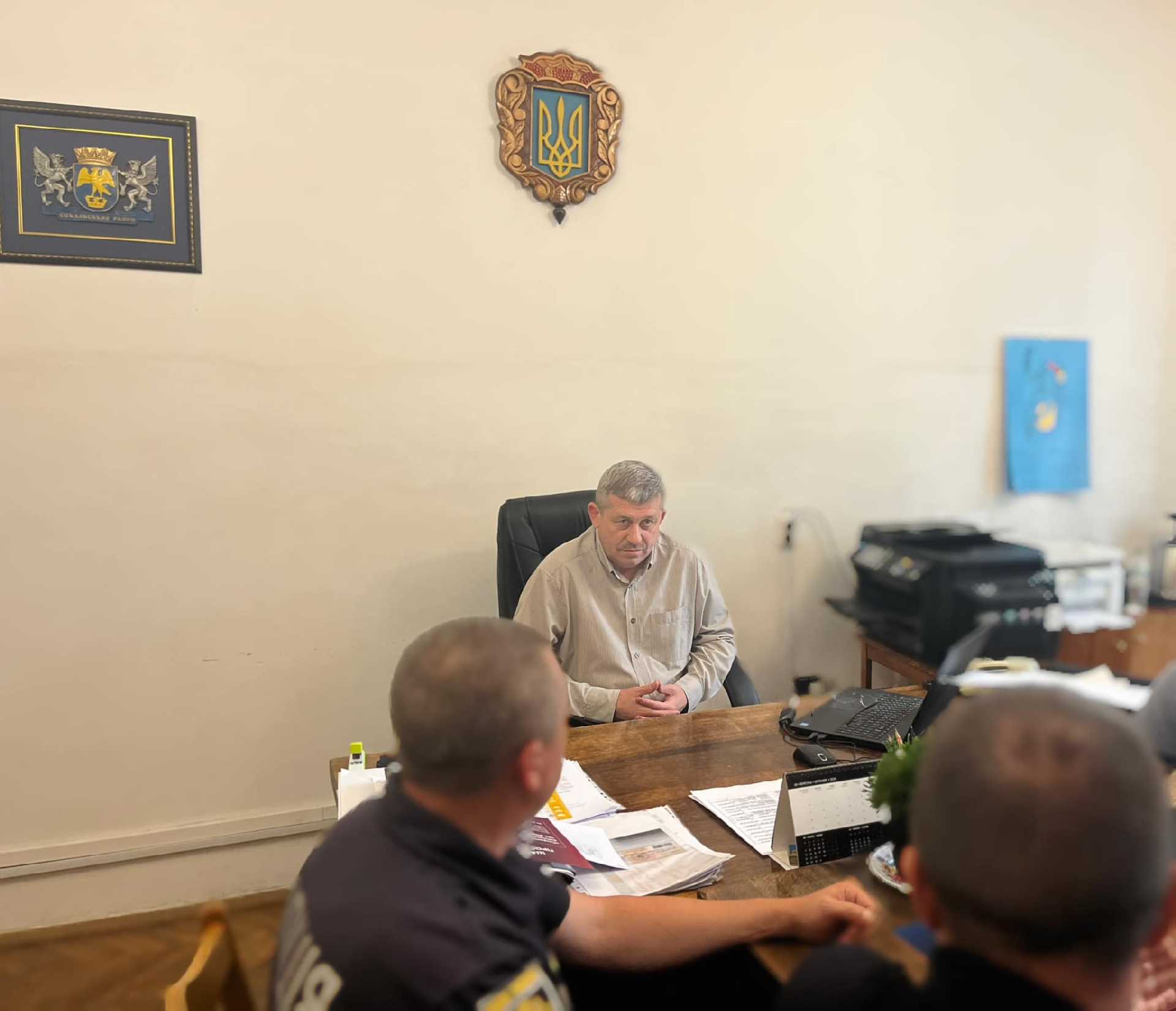 В адміністрації пройшла робоча зустріч з представниками поліції щодо протидії шахрайства у районі