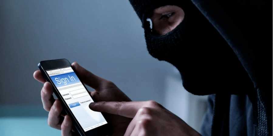 Львівська податкова служба попереджає про шахрайські схеми