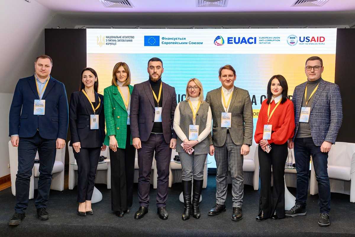 Львівська ОВА увійшла в п’ятірку держорганів з найкращими антикорупційними практиками