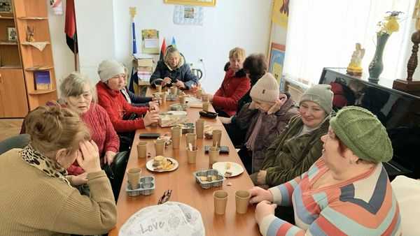 Консультативно-координаційний центр при Червоноградській РВА продовжує допомагати людям, які опинились у складних життєвих обставинах