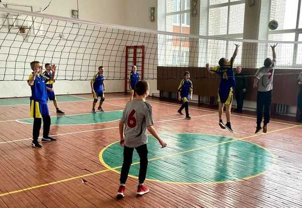 Відбувся ІІ етап  Пліч-о-пліч всеукраїнські шкільні ліги серед учнів закладів освіти Великомостівської громади в трьох видах спорту: волейбол, баскетбол, футзал