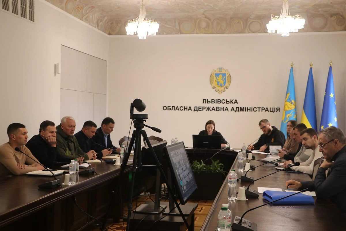 В Львівській ОВА відбулася нарада за участі керівників РВА та голів територіальних громад області