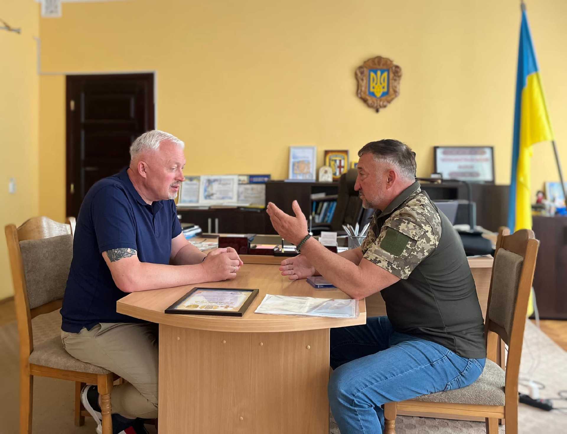 Андрій Дяченко отримав відзнаки від 68-мої окремої єгерської бригади імені Олекси Довбуша 