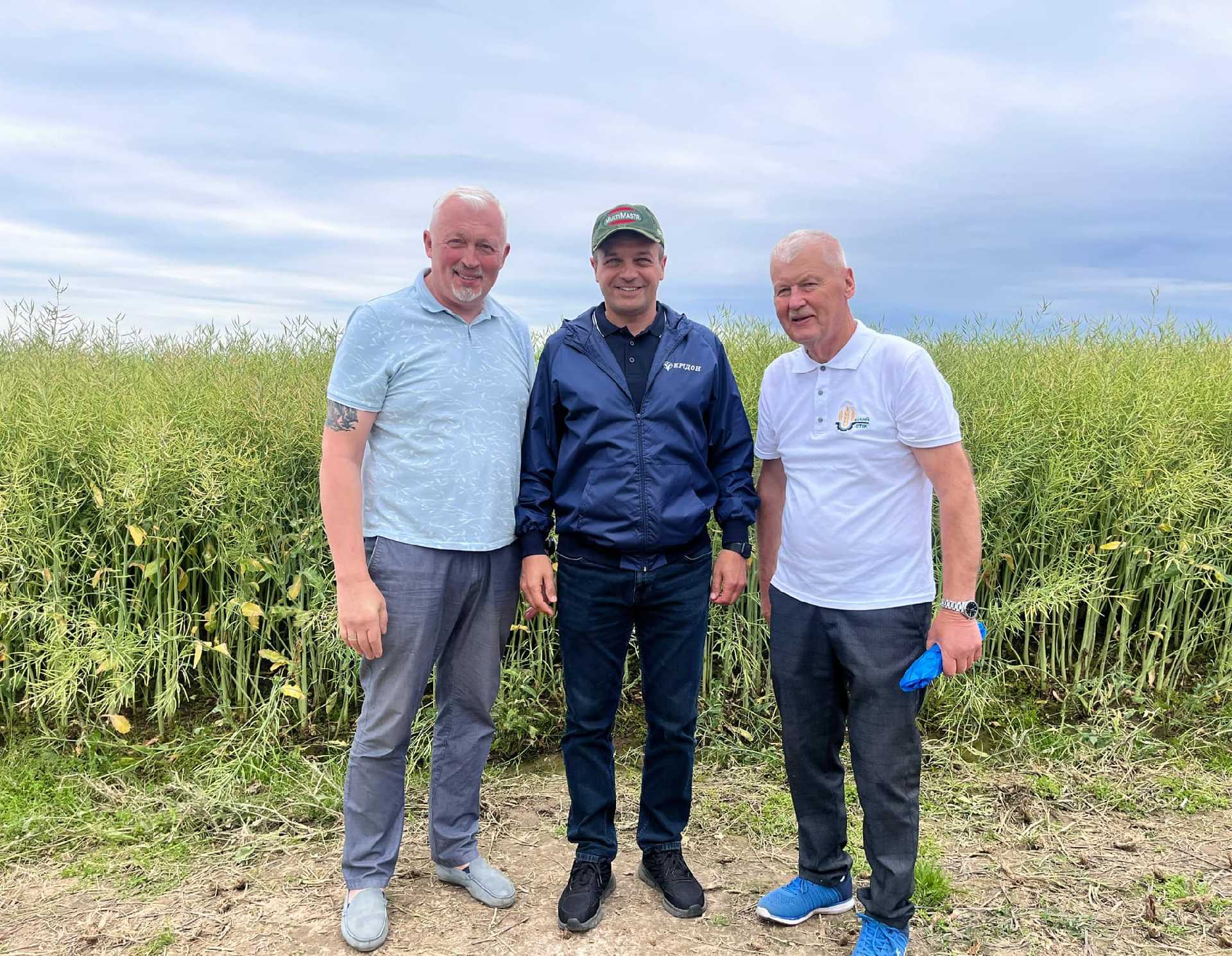 На Червоноградщині розпочався польовий семінар компанії «Ерідон» та насіннєвої компанії «DSV -Україна» 