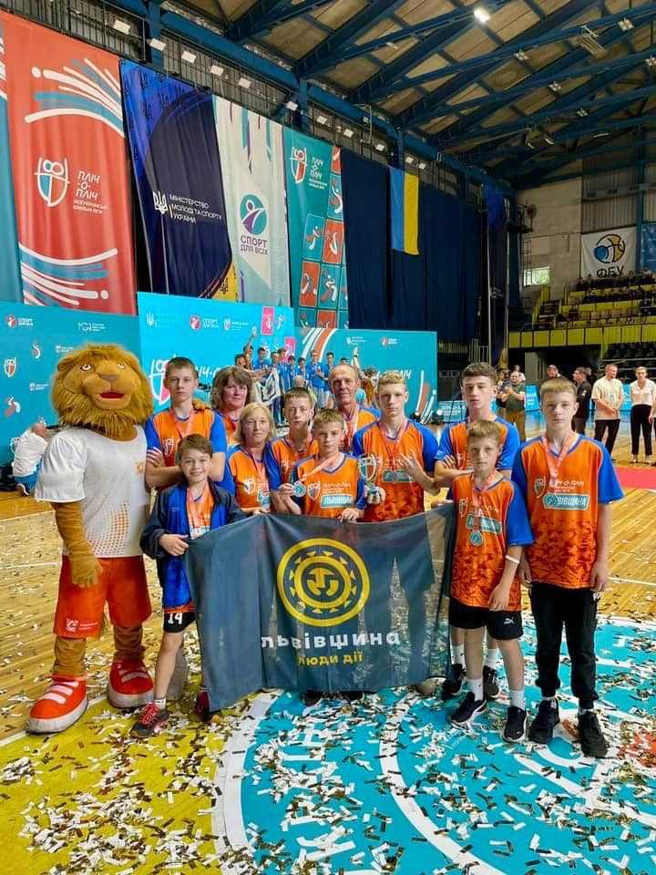 Сокальські волейболісти привезли додому «бронзу» з наймасштабніших змагань серед учнів України