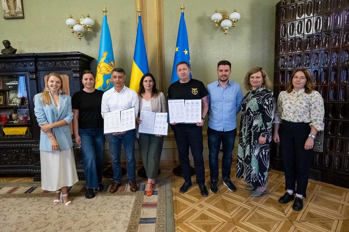 Ще 42 дітей зі Львівщини поїдуть на літній відпочинок у Францію