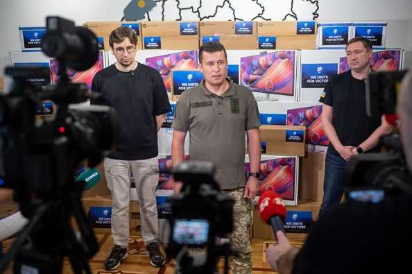 Львівський ІТ Кластер передав ПвК «Захід» обладнання на понад 1,2 млн грн