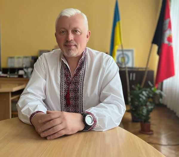 Вітання начальника Червоноградської РВА Андрія Дяченка з Днем української Державності і Хрещенням Київської Русі