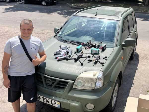 Народний дім міста Червоноград неустанно допомагає Захисникам