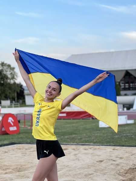 Червоноградка Аліна Лістунова здобула чергові нагороди у складі збірної команди України