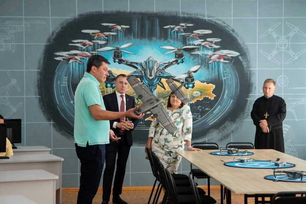 На Львівщині відкрили третій навчально-практичний центр операторів дронів