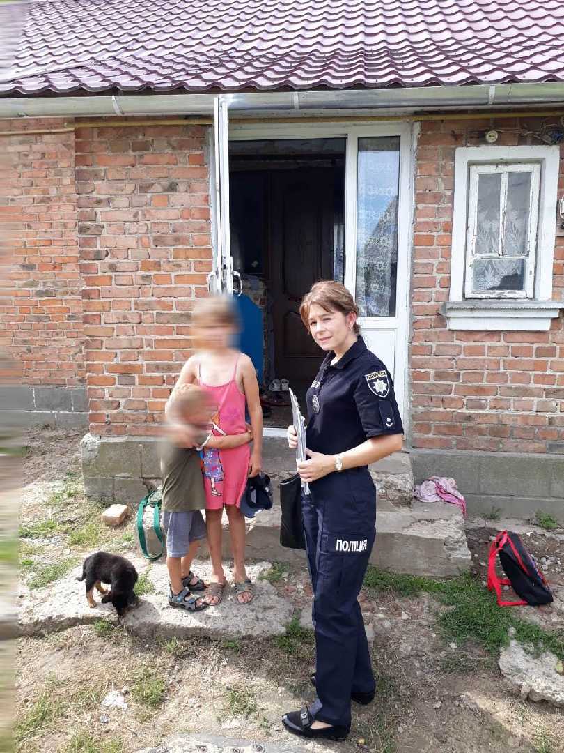 Здійснено виїзд в сім’ї, які перебувають у складних життєвих обставинах