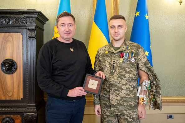 Радехівчанин, Герой України капітан Юрій Жуковець відвідав Львівську ОДА