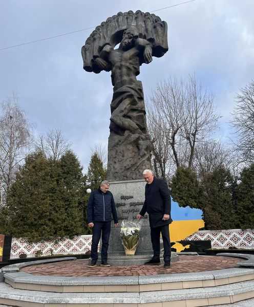 Сьогодні, 21 листопада, в Україні відзначають День Гідності та Свободи