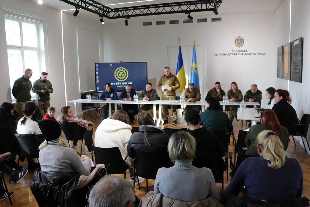 У Львівській ОВА відбулась зустріч представників Національної гвардії України з родинами безвісті зниклих військовослужбовців