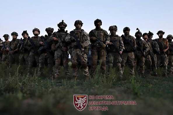 Сьогодні День створення військової частини відзначає  80-та окрема десантно-штурмова 