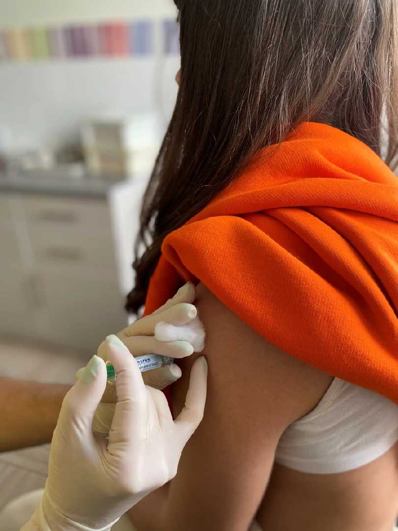 Минулоріч від папіломавірусу у Західноукраїнському спеціалізованому центрі вакцинували 520 дівчаток: як отримати безкоштовну профілактику