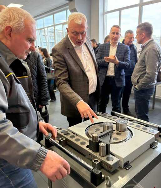 На базі професійного гірничо-будівельного ліцею у Шептицькому запрацював навчально-практичний центр слюсарних технологій