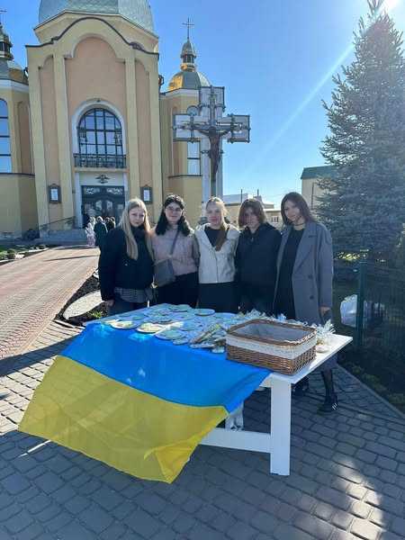 На благодійній ярмарці при Церкві вдалося зібрати 29 410 гривень
