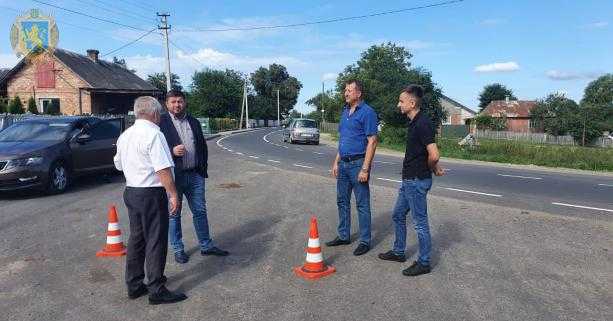 Автомобільну дорогу Рава - Руська - Гайок на ділянці від населеного пункту Великі Мости через село Реклинець до межі району- відремонтовано