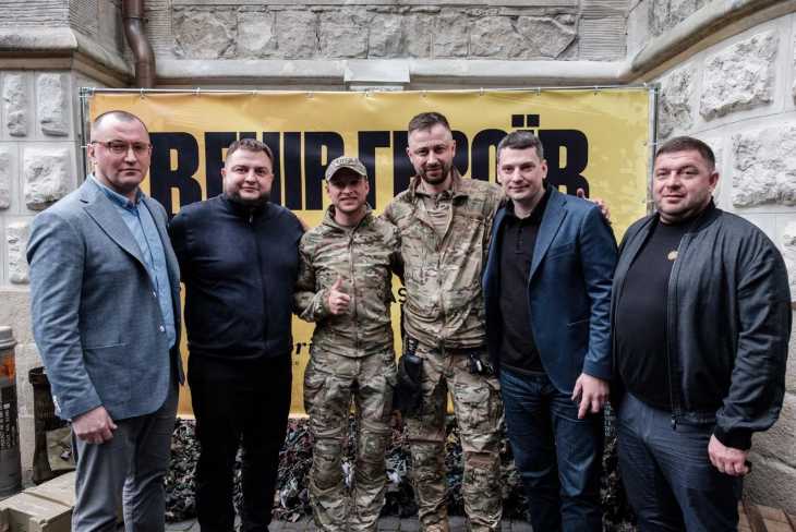 Благодійний захід на підтримку поранених воїнів «Вечір Героїв» провели у місті Львові 