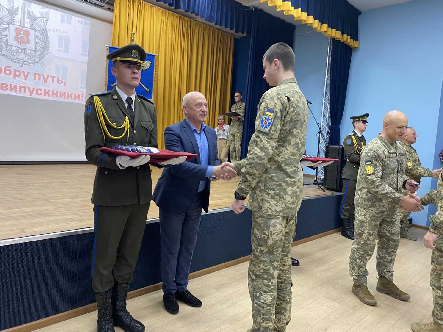 Перший випуск Військового ліцею імені Петра Сагайдачного в Шептицькому