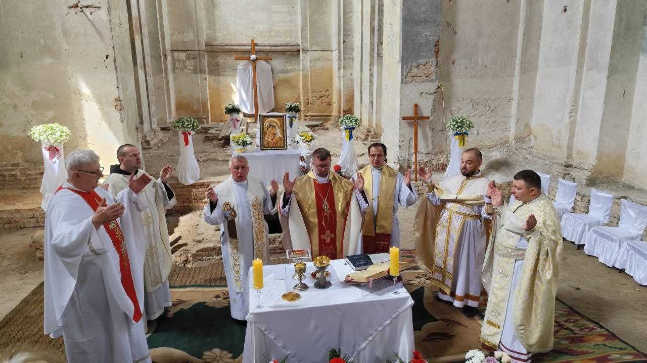 Самобутній Угнів — земля, пронизана історією, вірою та духовною гідністю