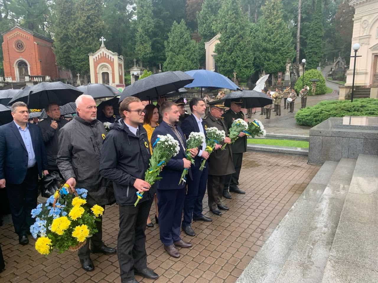 На Личакові відбулися урочисті заходи до Дня вшанування пам'яті захисників України