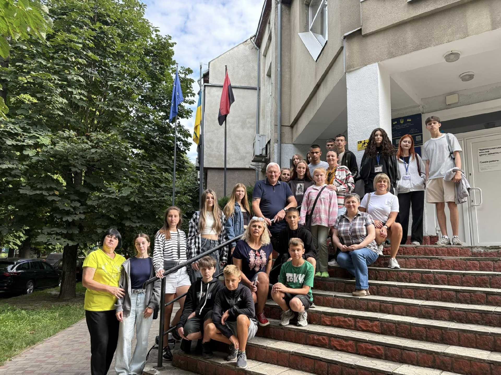 Зустріч молоді з Донеччини та Полтавщини в межах проєкту «Пліч-о-пліч: Згуртовані громади»