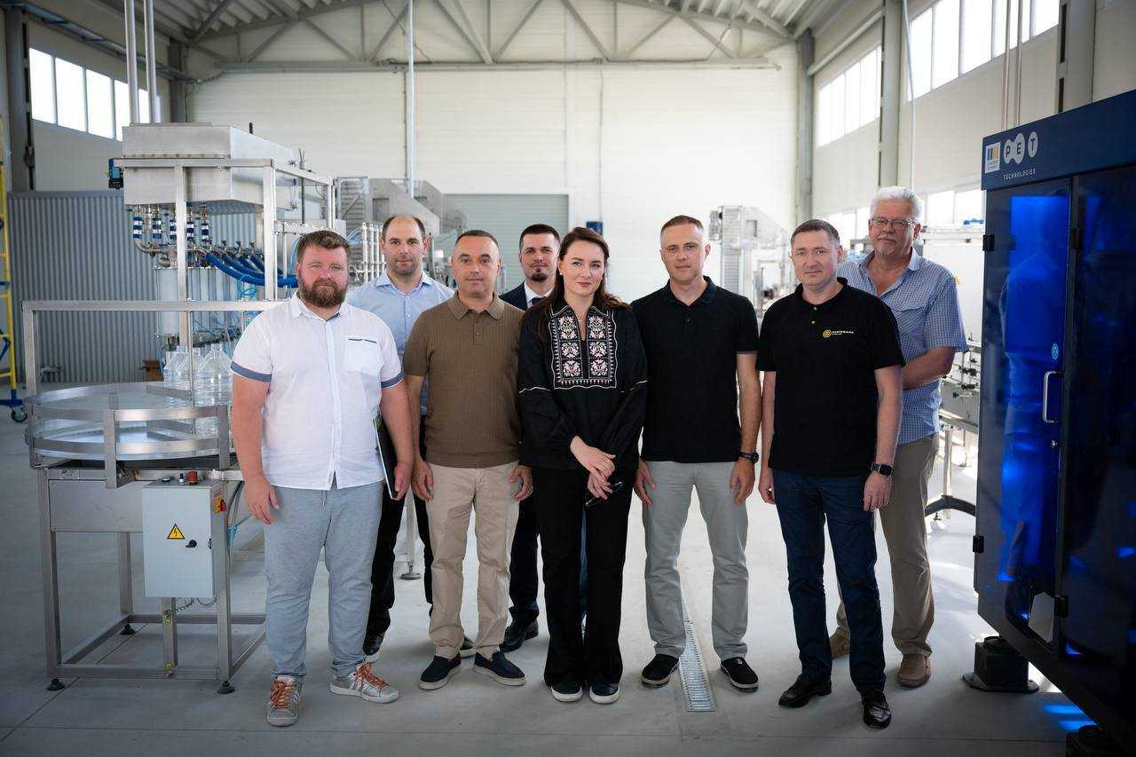 Понад 10 мільйонів євро інвестицій: на Львівщині запрацює завод із рафінації олії