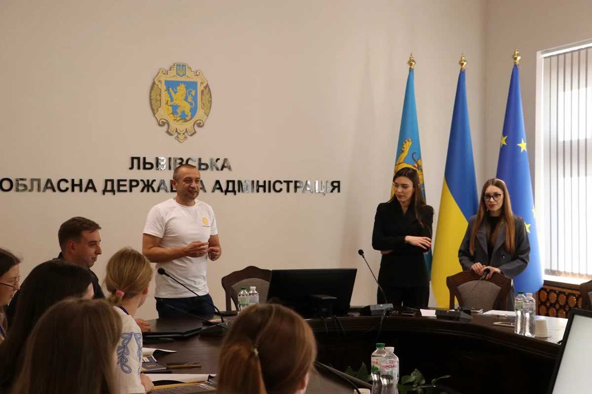 На Львівщині стартував проєкт «Молодь в дії» в межах програми стажування «Академія перших можливостей»
