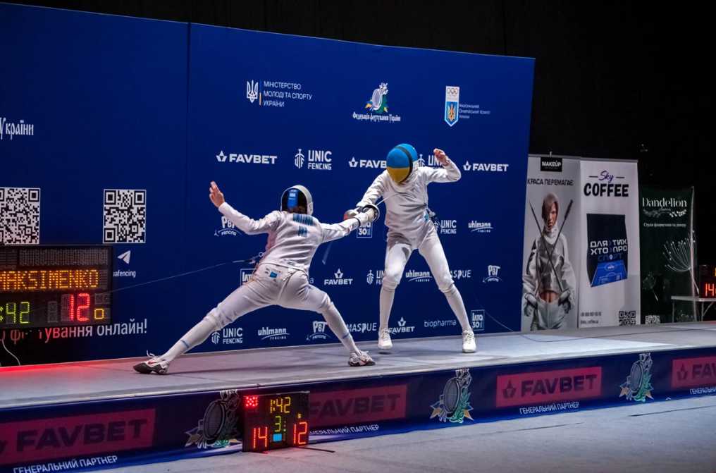 Спортсменки зі Львівщини — серед найсильніших на Кубку України з фехтування