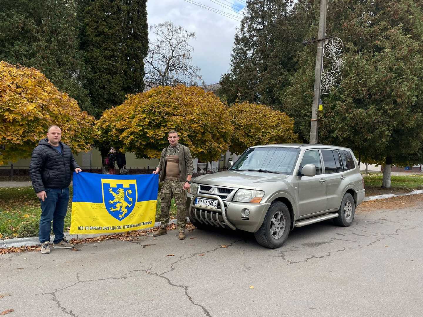 Добротвірщина вкотре згуртувалася та придбала два автомобілі для потреб наших захисників